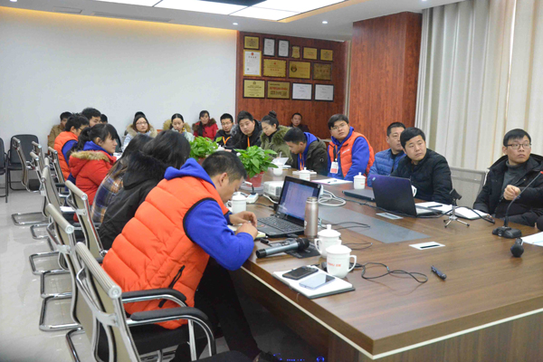 鐵盒包裝廠(chǎng)家金裕制罐會(huì)議
